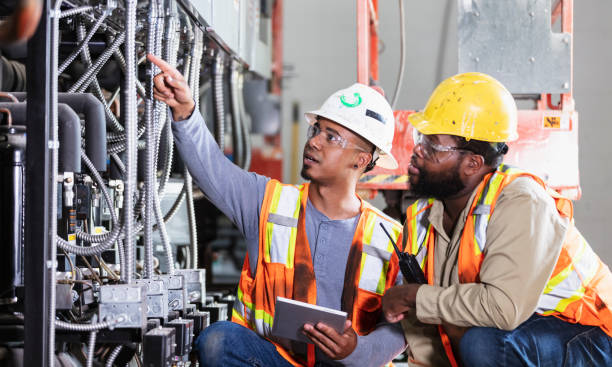 Best Circuit Breaker Repair  in Hornsby Bend, TX